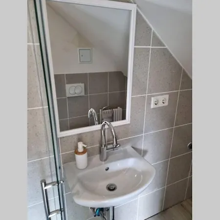 Ferienwohnung/monteurwohnung Alte Garage * Ahnatal