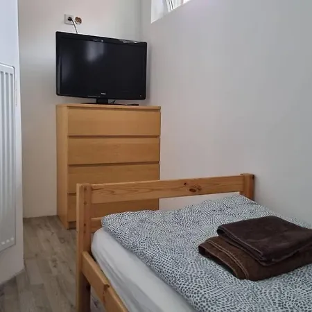 Ferienwohnung/monteurwohnung Alte Garage Daire Ahnatal