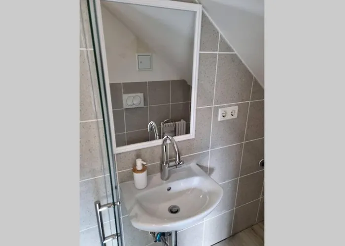 Ferienwohnung/monteurwohnung Alte Garage * Ahnatal